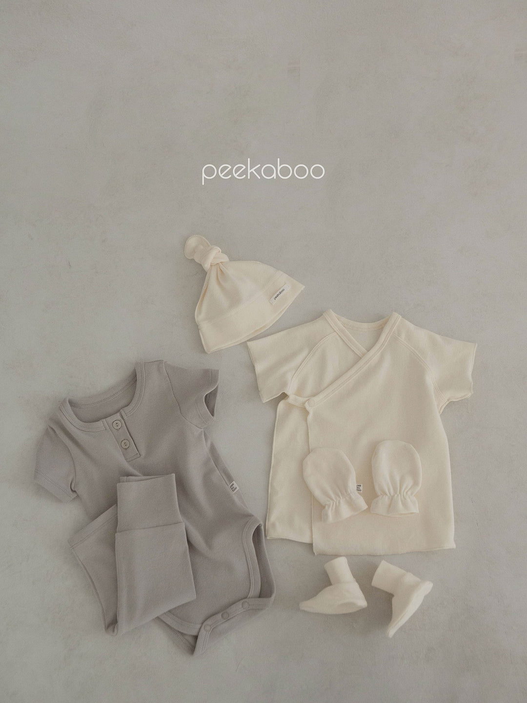 peekaboo  / vanilla newborn set