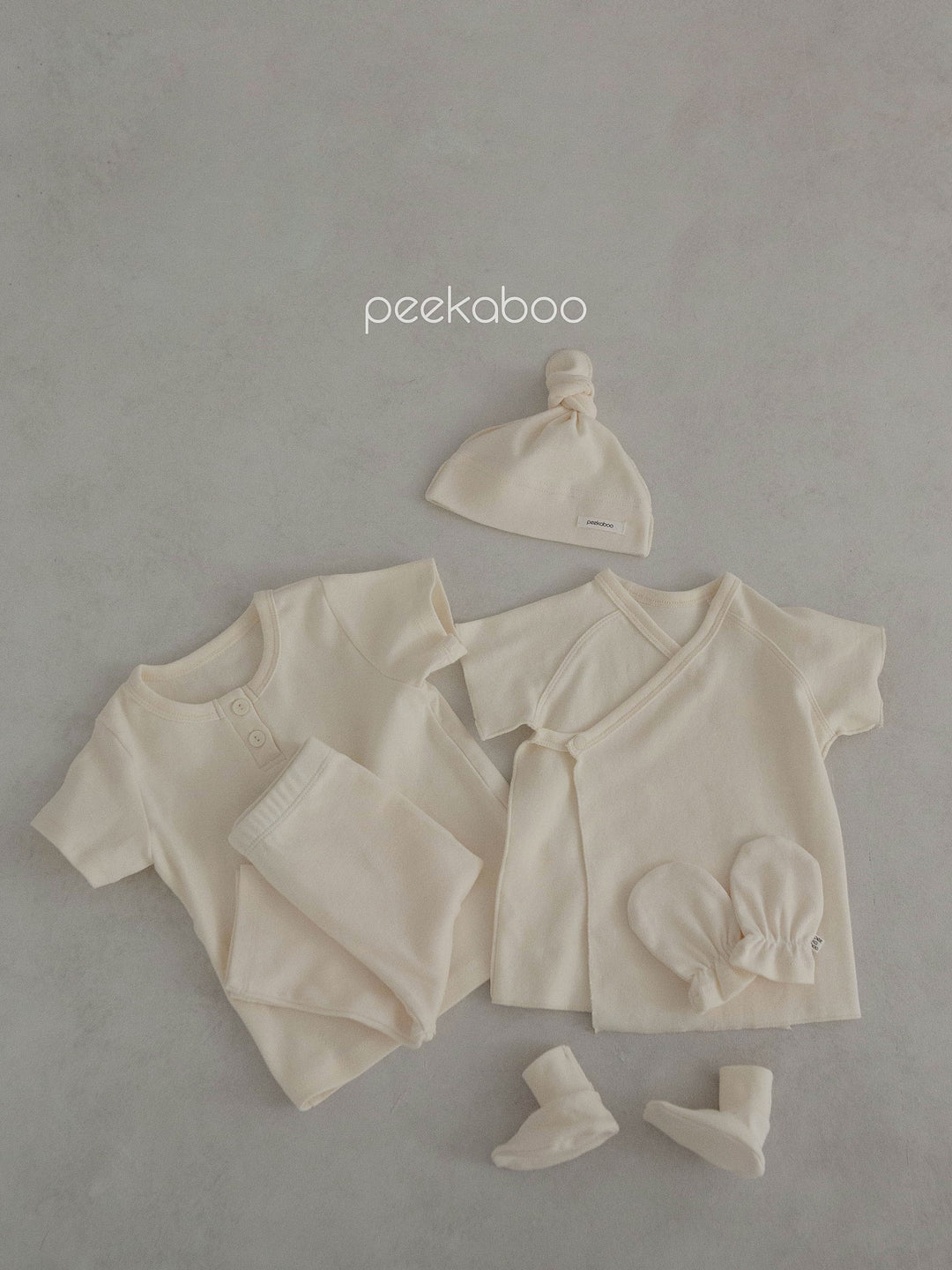 peekaboo  / vanilla newborn set