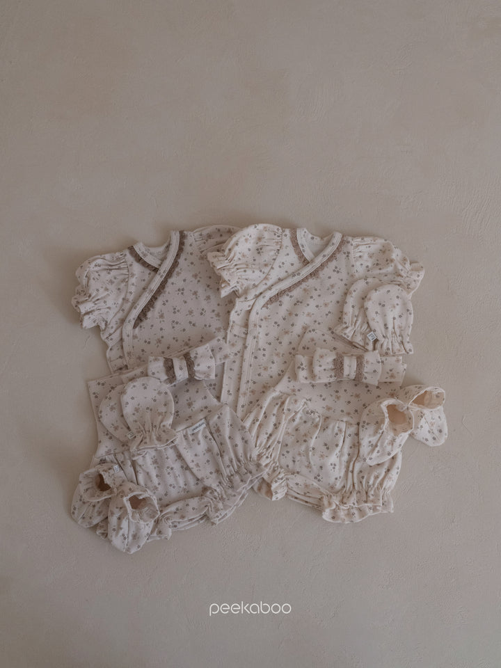 peekaboo  / Bella newborn set