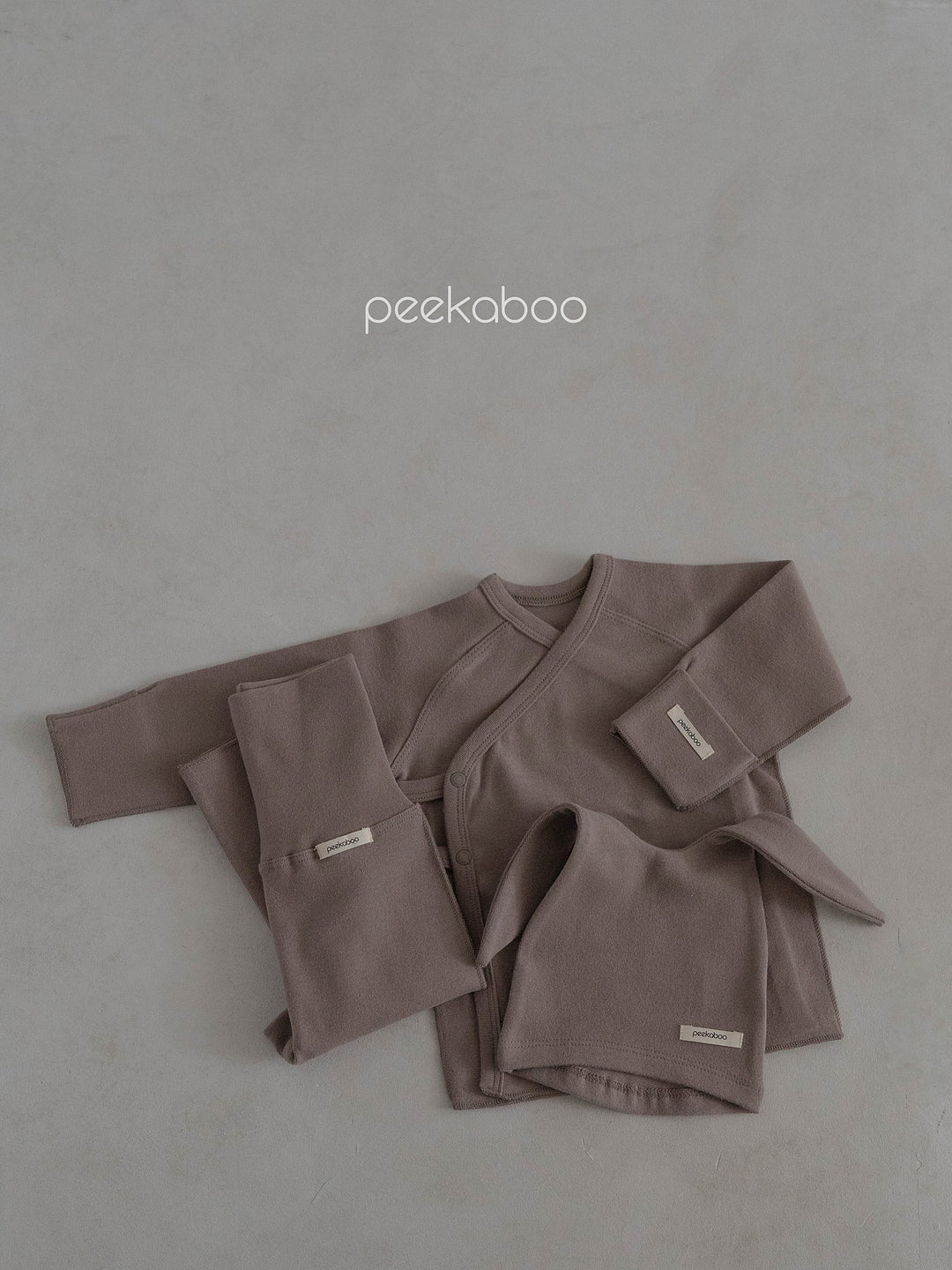 peekaboo / collin newborn set