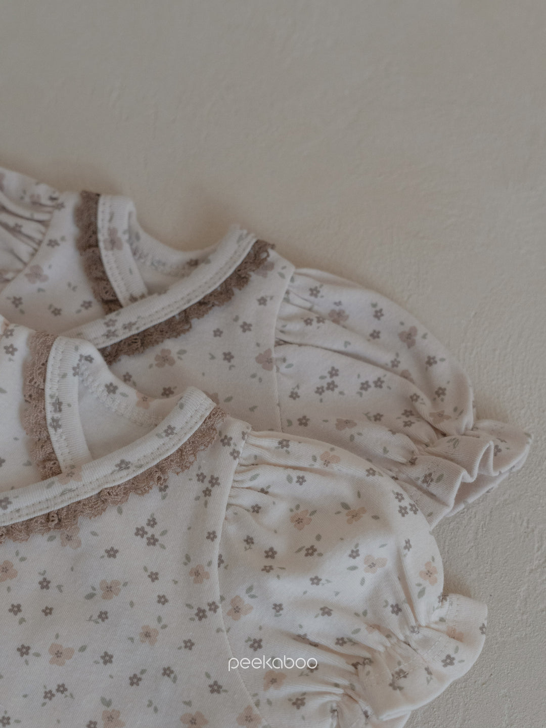 peekaboo  / Bella newborn set