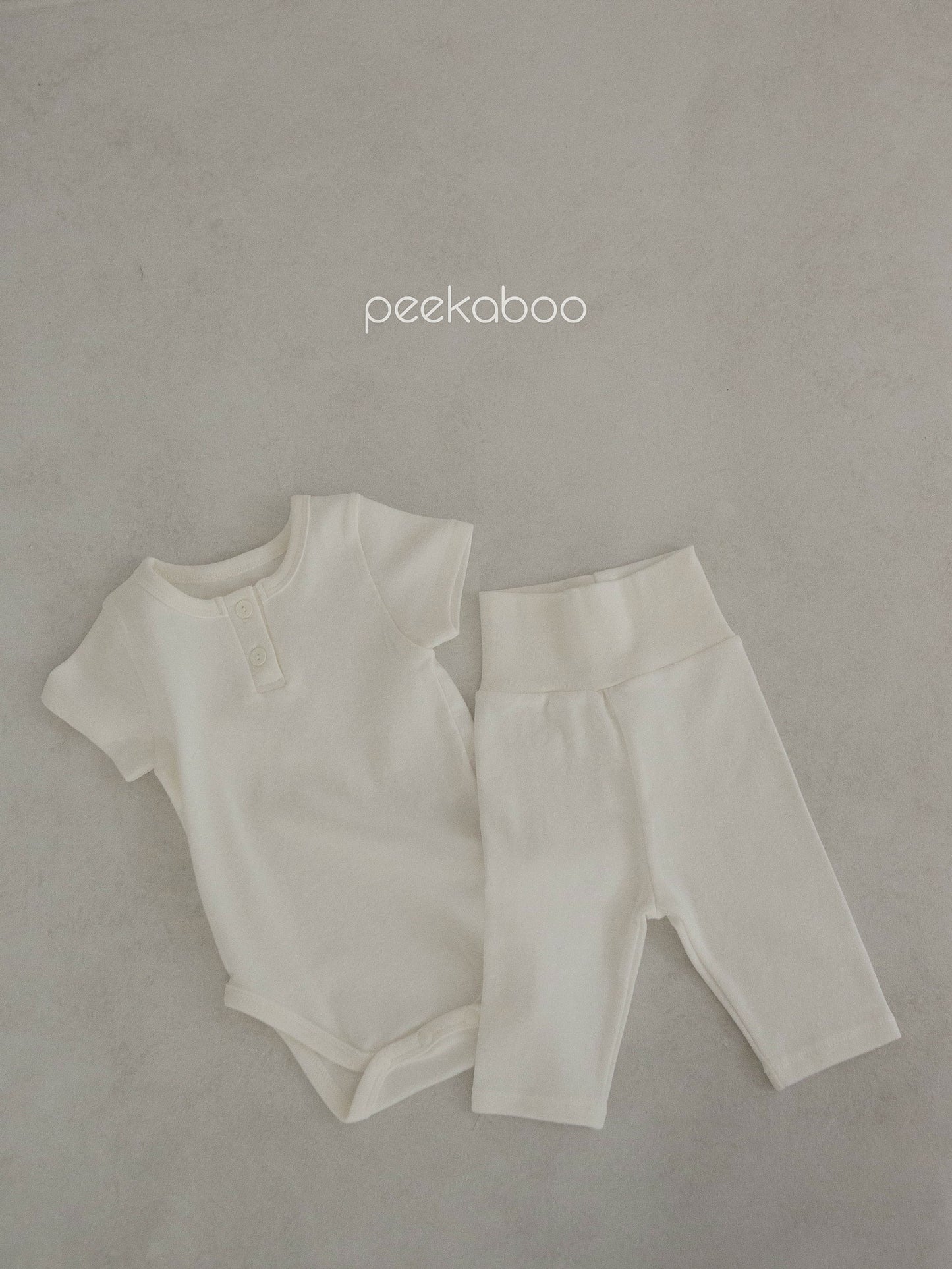 peekaboo  / vanilla baby set