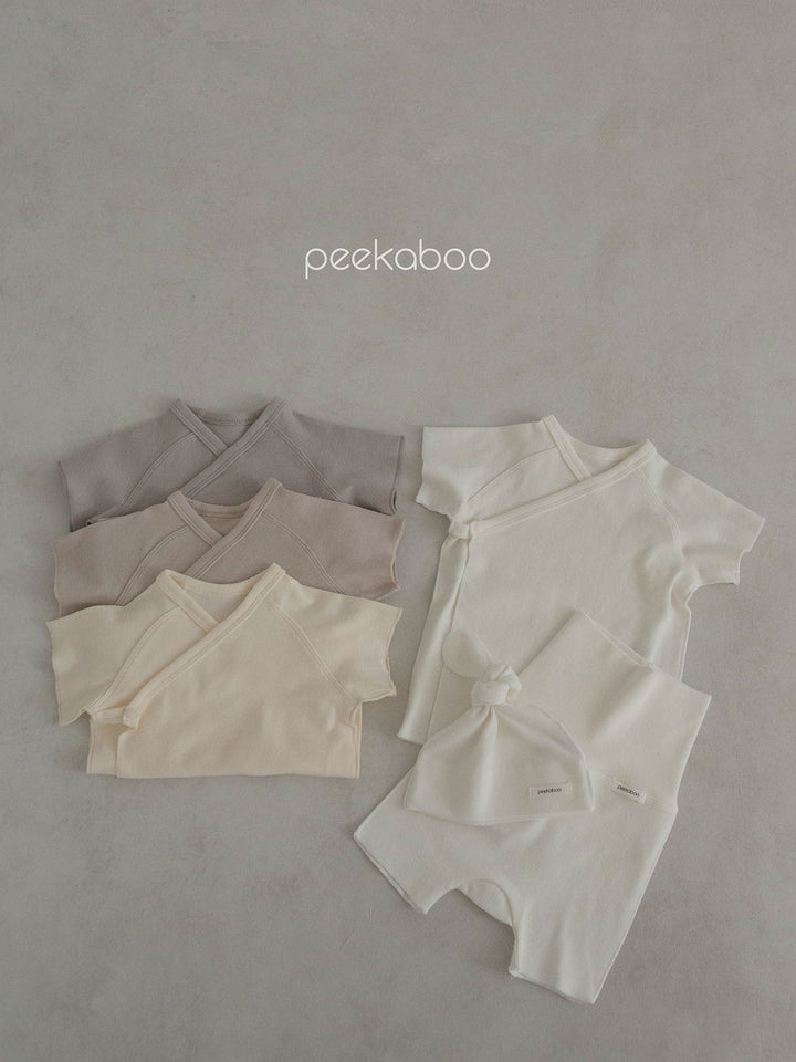 peekaboo  / vanilla newborn set