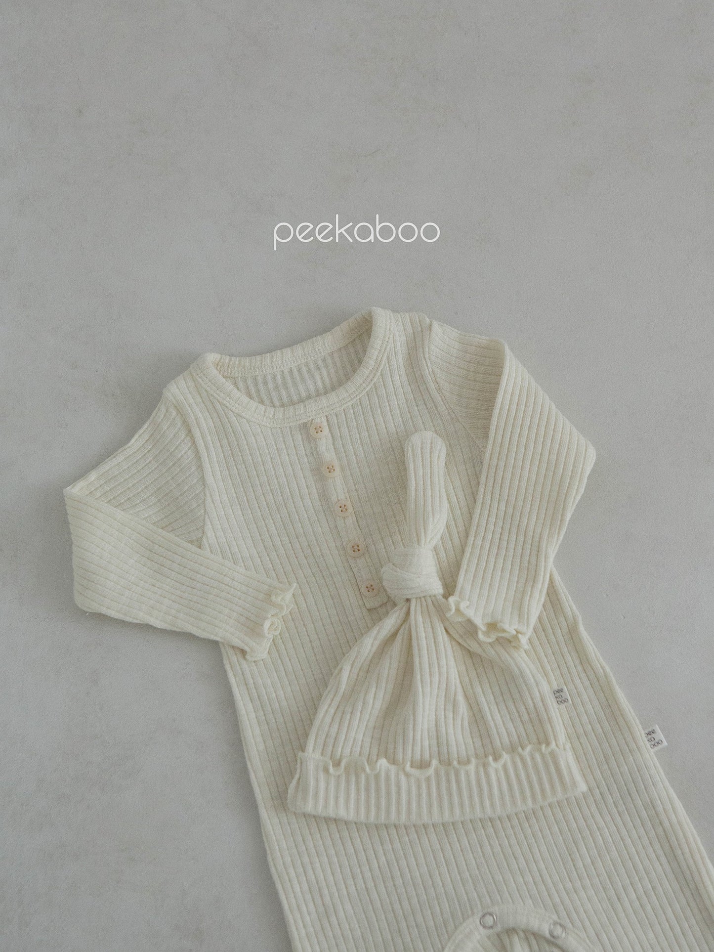 peekaboo / ann baby suit