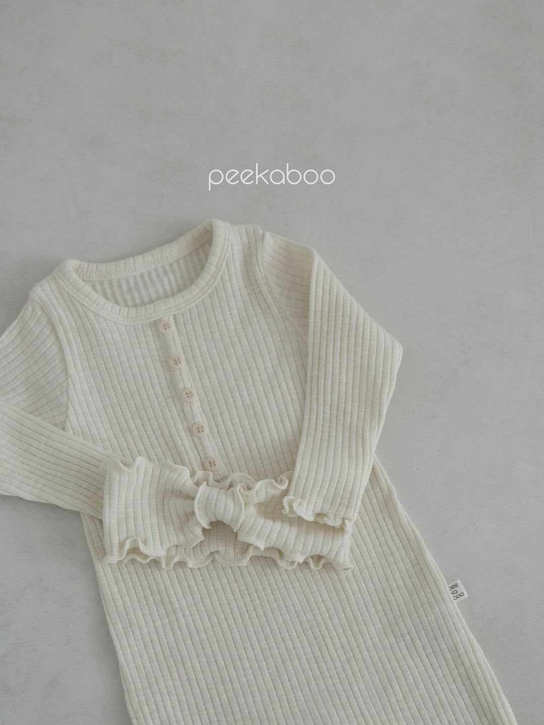 peekaboo / ann baby suit