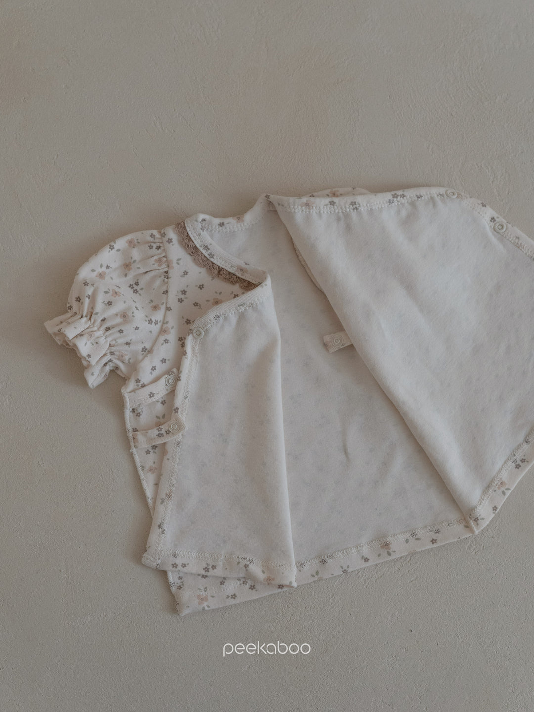 peekaboo  / Bella newborn set