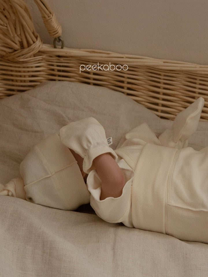 peekaboo  / vanilla newborn set