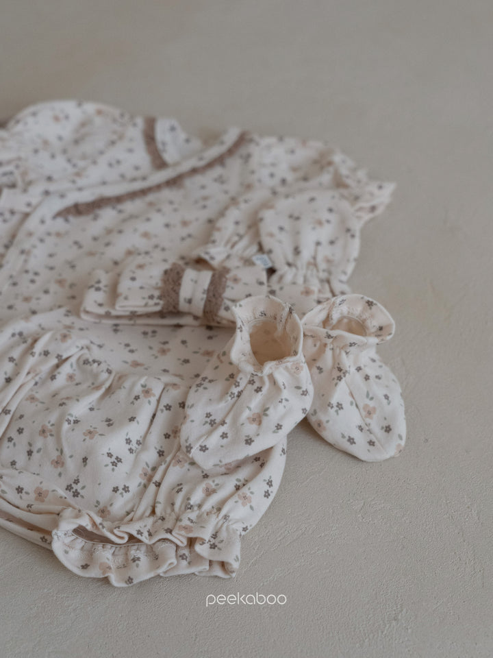 peekaboo  / Bella newborn set