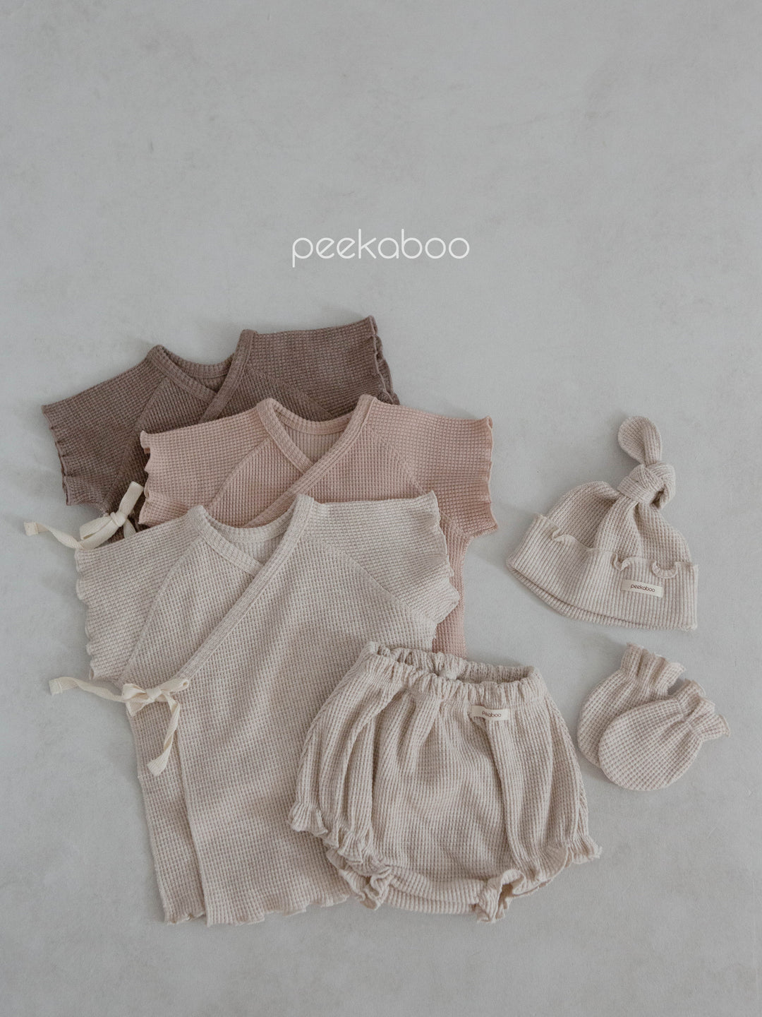 【3/15発売開始】peekaboo / yes newborn set