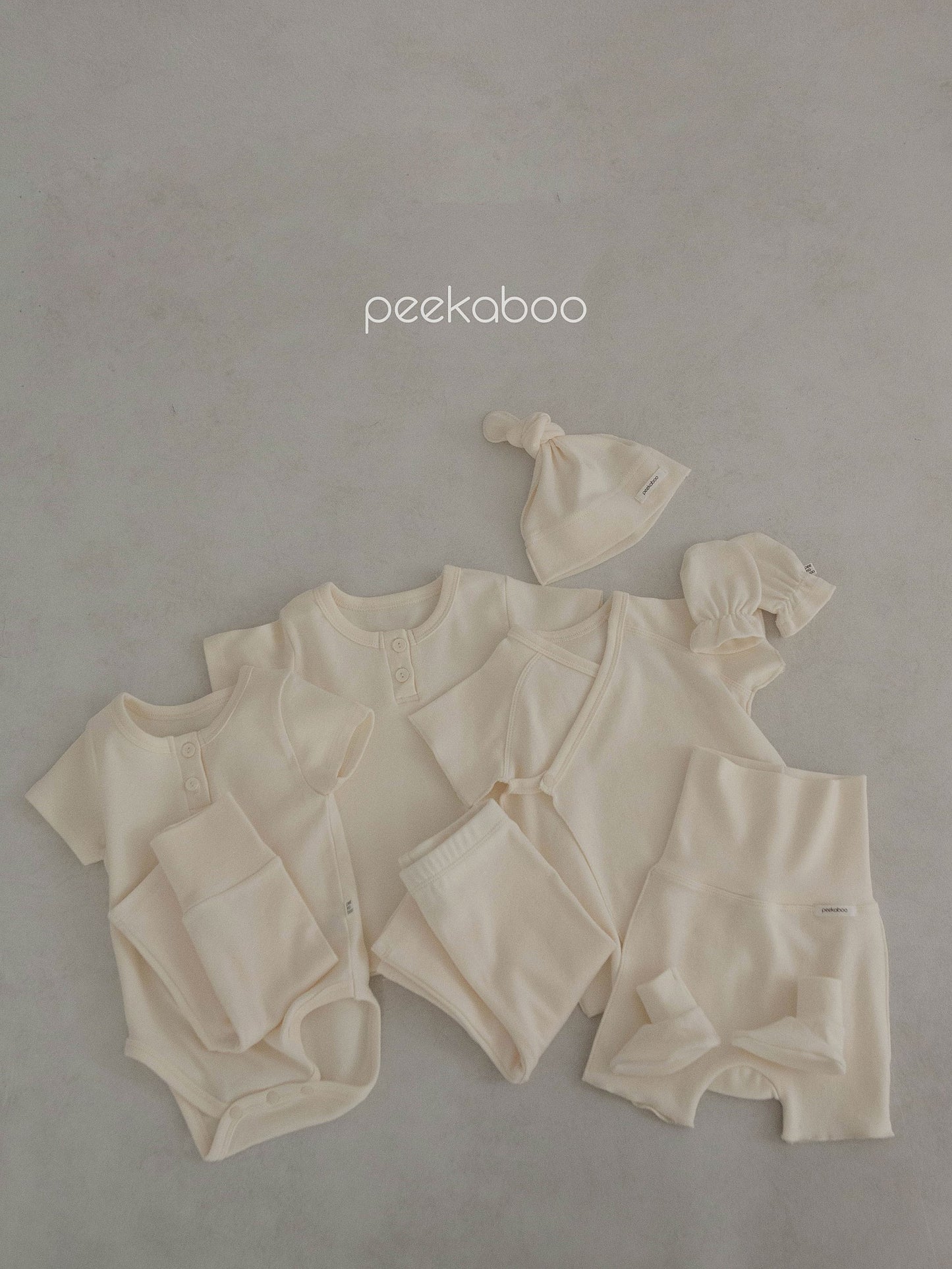 peekaboo  / vanilla baby set