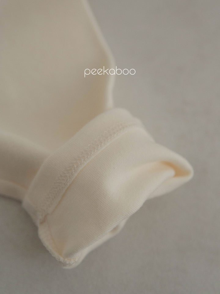 peekaboo  / vanilla newborn set