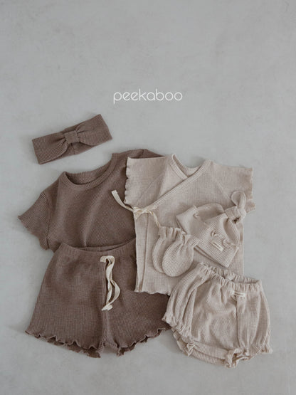 【在庫限り】peekaboo / yes newborn set