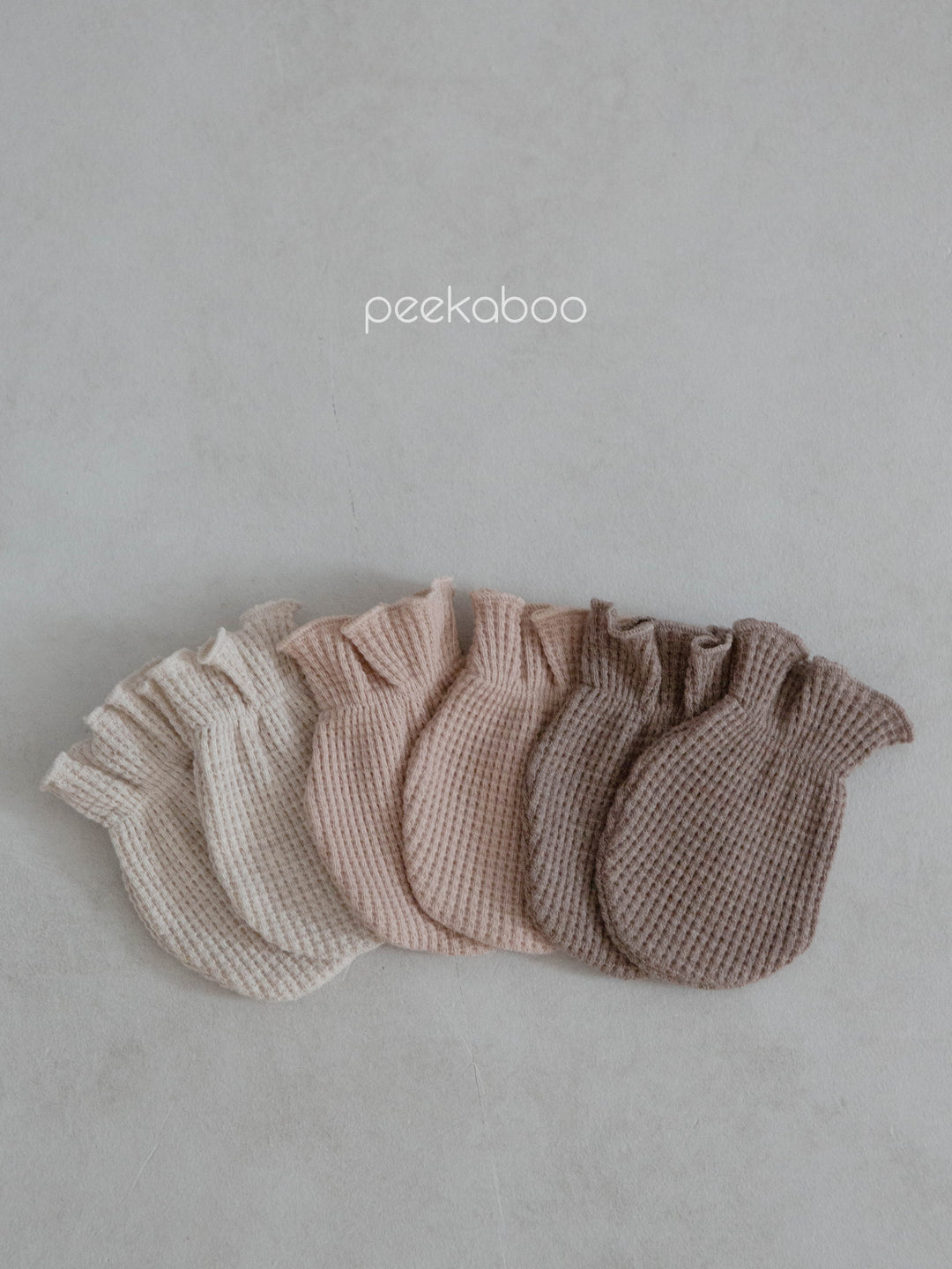 【3/15発売開始】peekaboo / yes newborn set