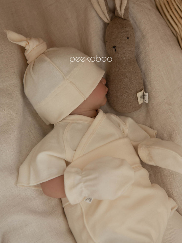 peekaboo  / vanilla newborn set