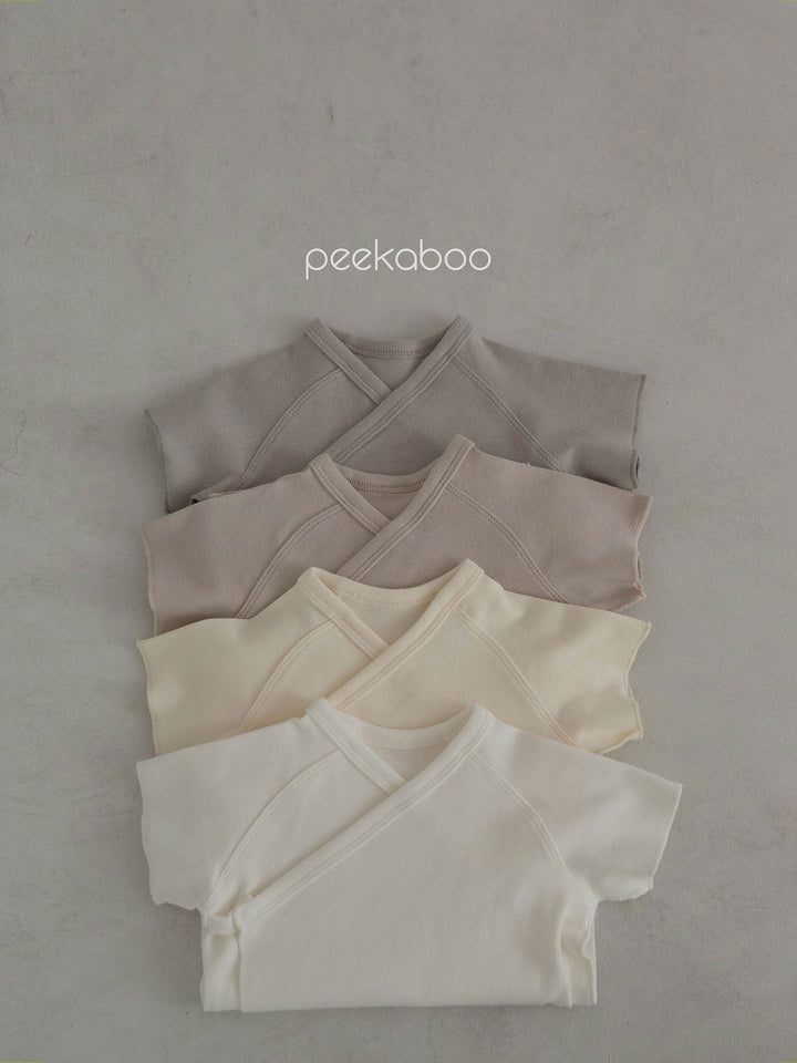 peekaboo  / vanilla newborn set