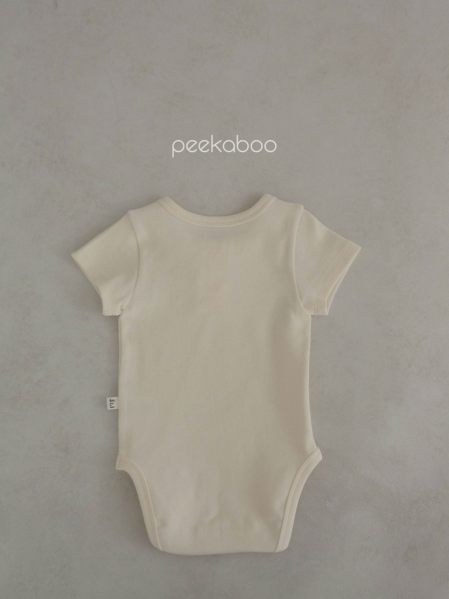 peekaboo  / vanilla baby set