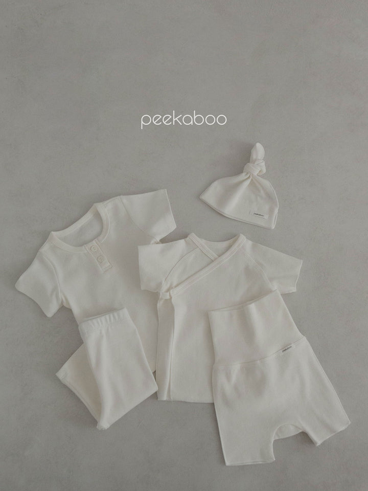 peekaboo  / vanilla baby set