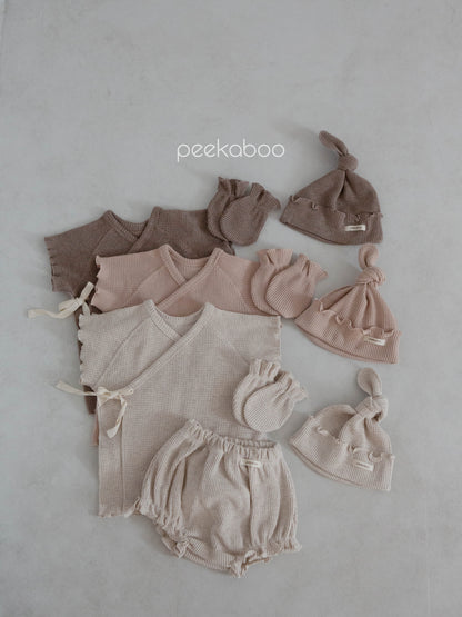 【在庫限り】peekaboo / yes newborn set