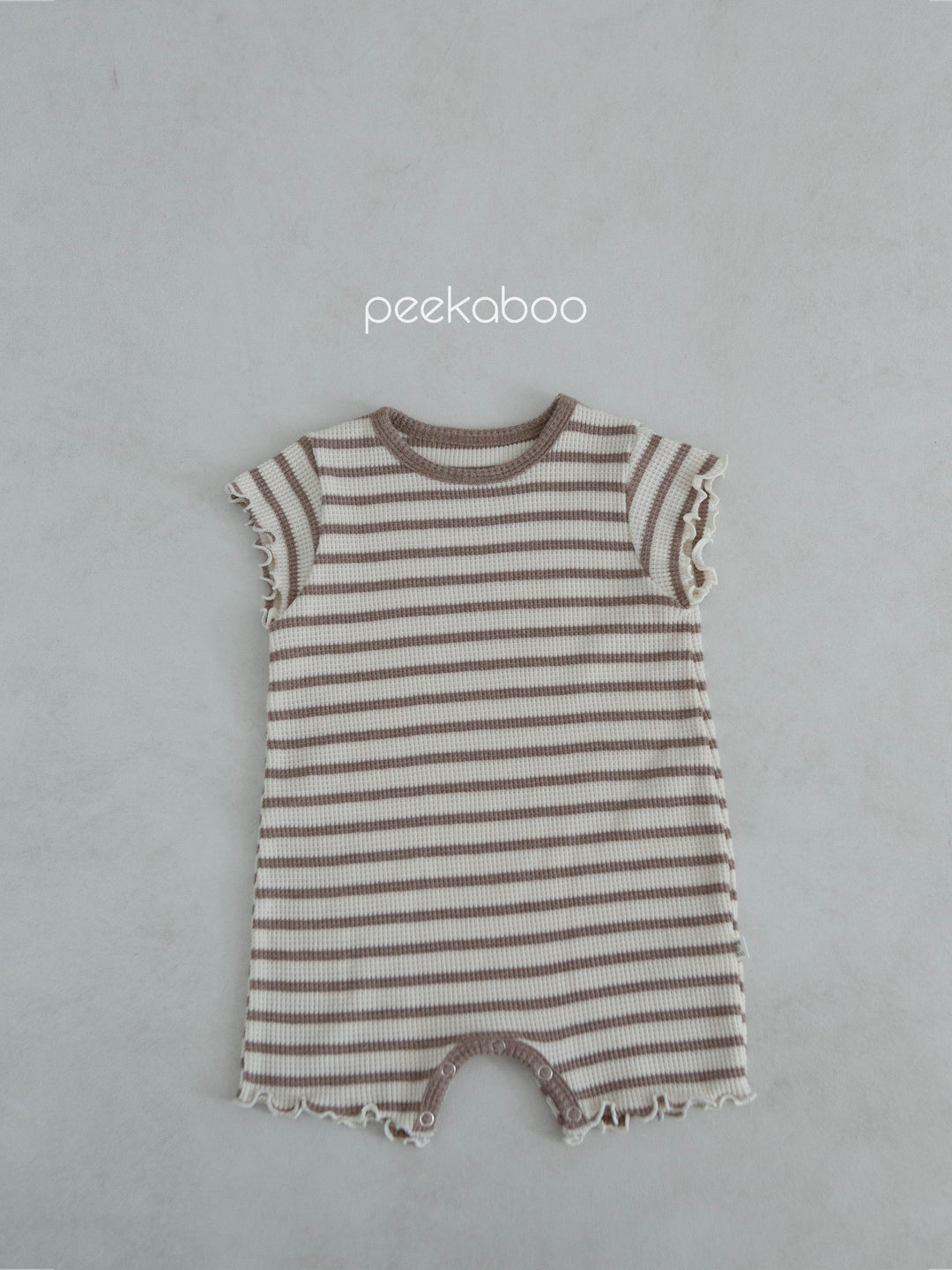 peekaboo / Ddine baby suit