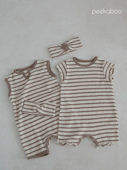 peekaboo / Ddine baby suit